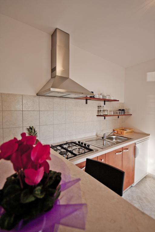 Guesthouse Toticevi Rijeka Rum bild