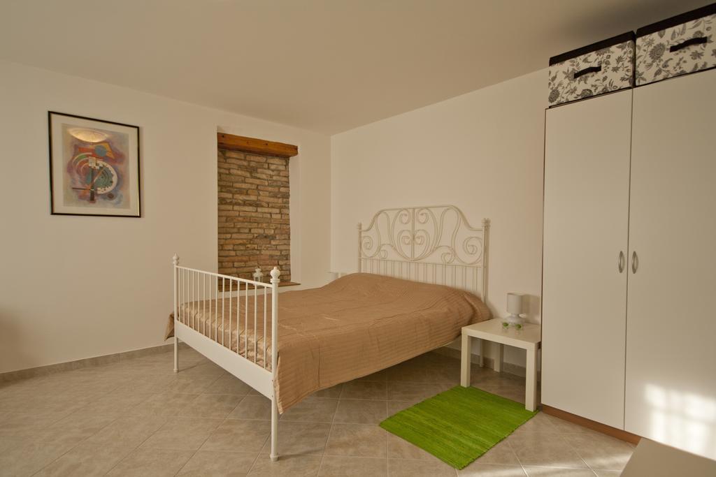 Guesthouse Toticevi Rijeka Exteriör bild