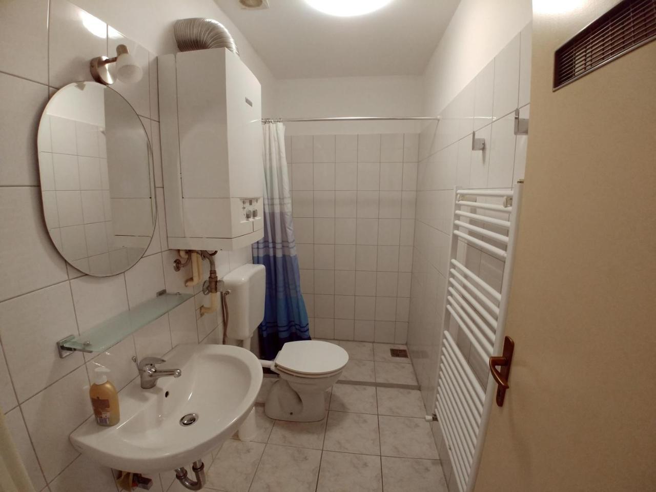 Guesthouse Toticevi Rijeka Exteriör bild