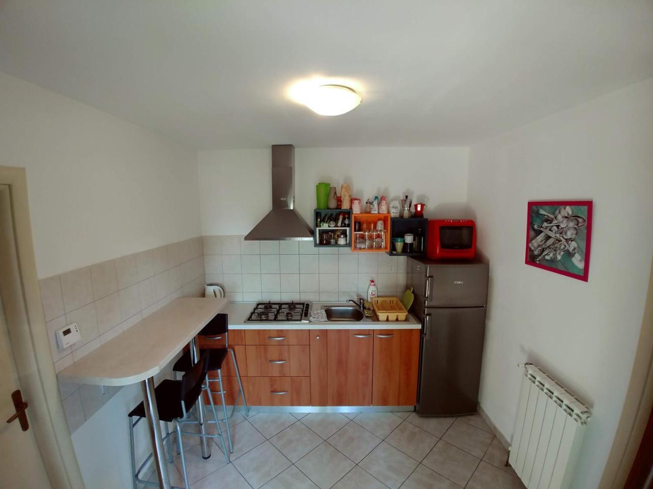 Guesthouse Toticevi Rijeka Exteriör bild