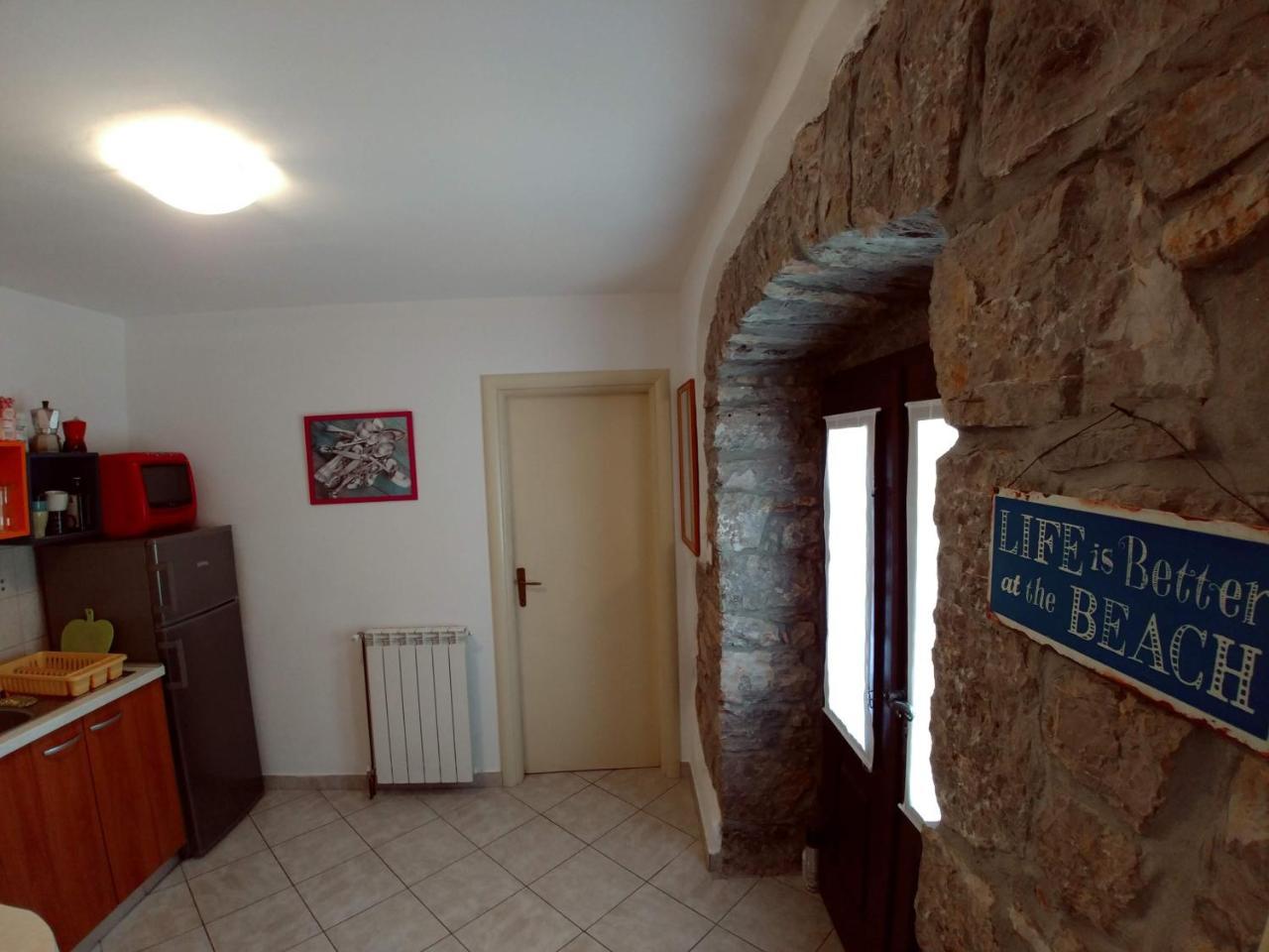 Guesthouse Toticevi Rijeka Exteriör bild