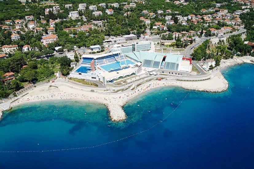 Guesthouse Toticevi Rijeka Exteriör bild