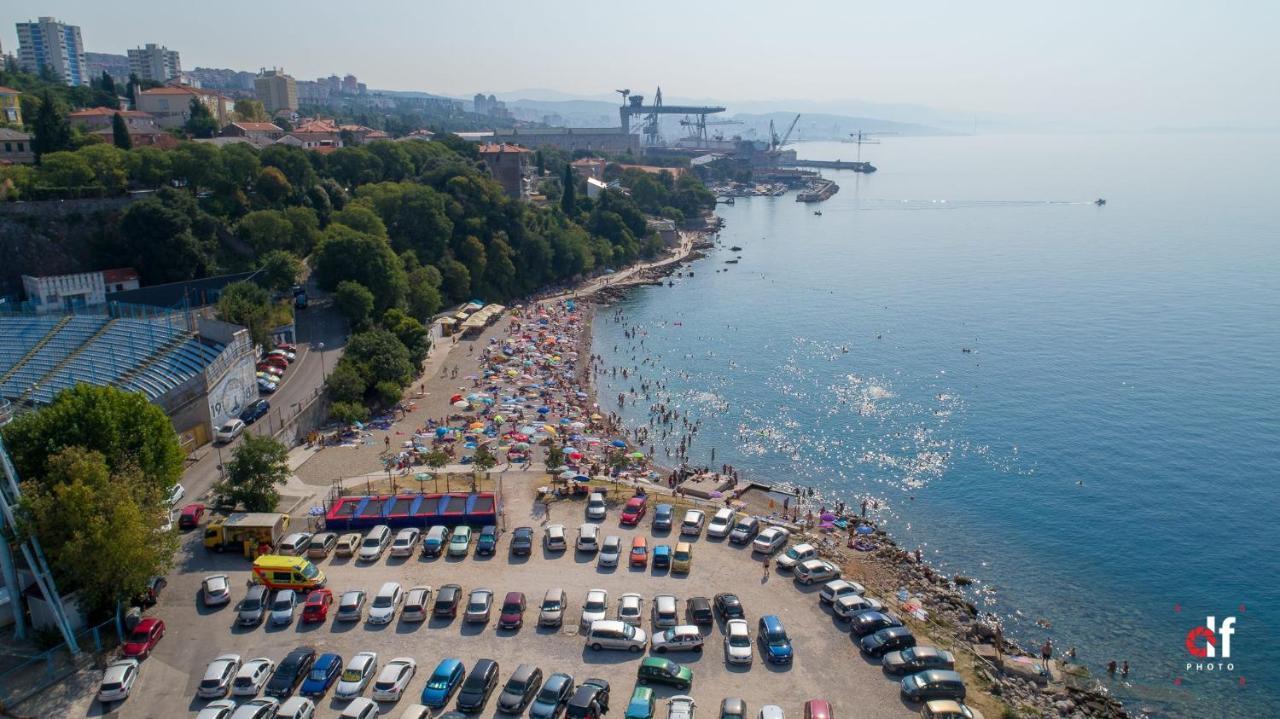 Guesthouse Toticevi Rijeka Exteriör bild