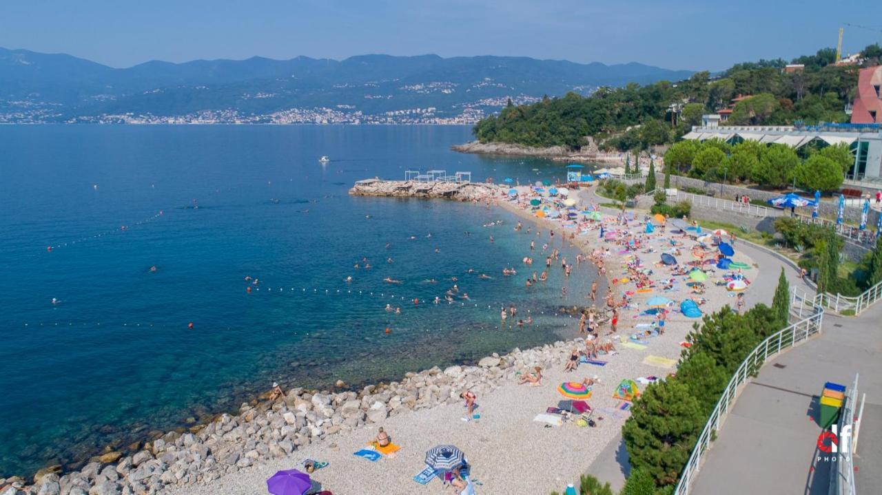 Guesthouse Toticevi Rijeka Exteriör bild